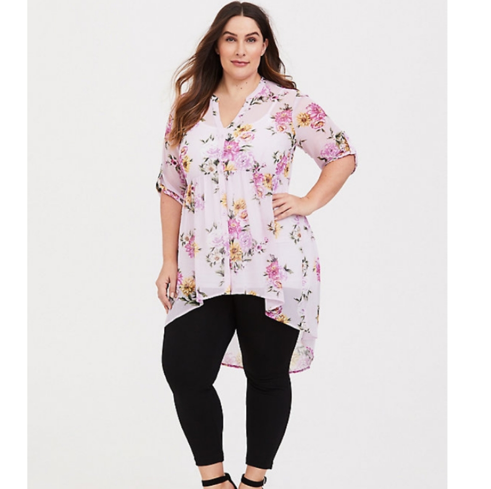 Torrid sheer floral pink Lexi top